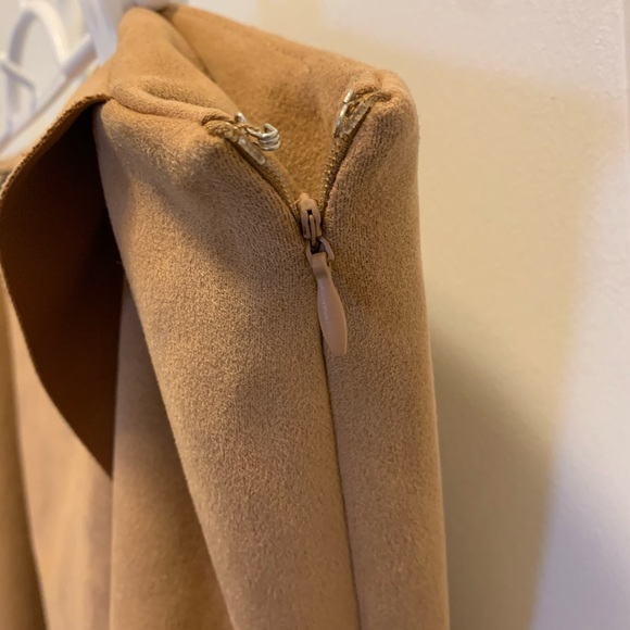 Plus size Suede Skort - Picture 4 of 4